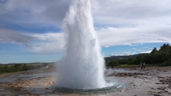 Strokkur groß